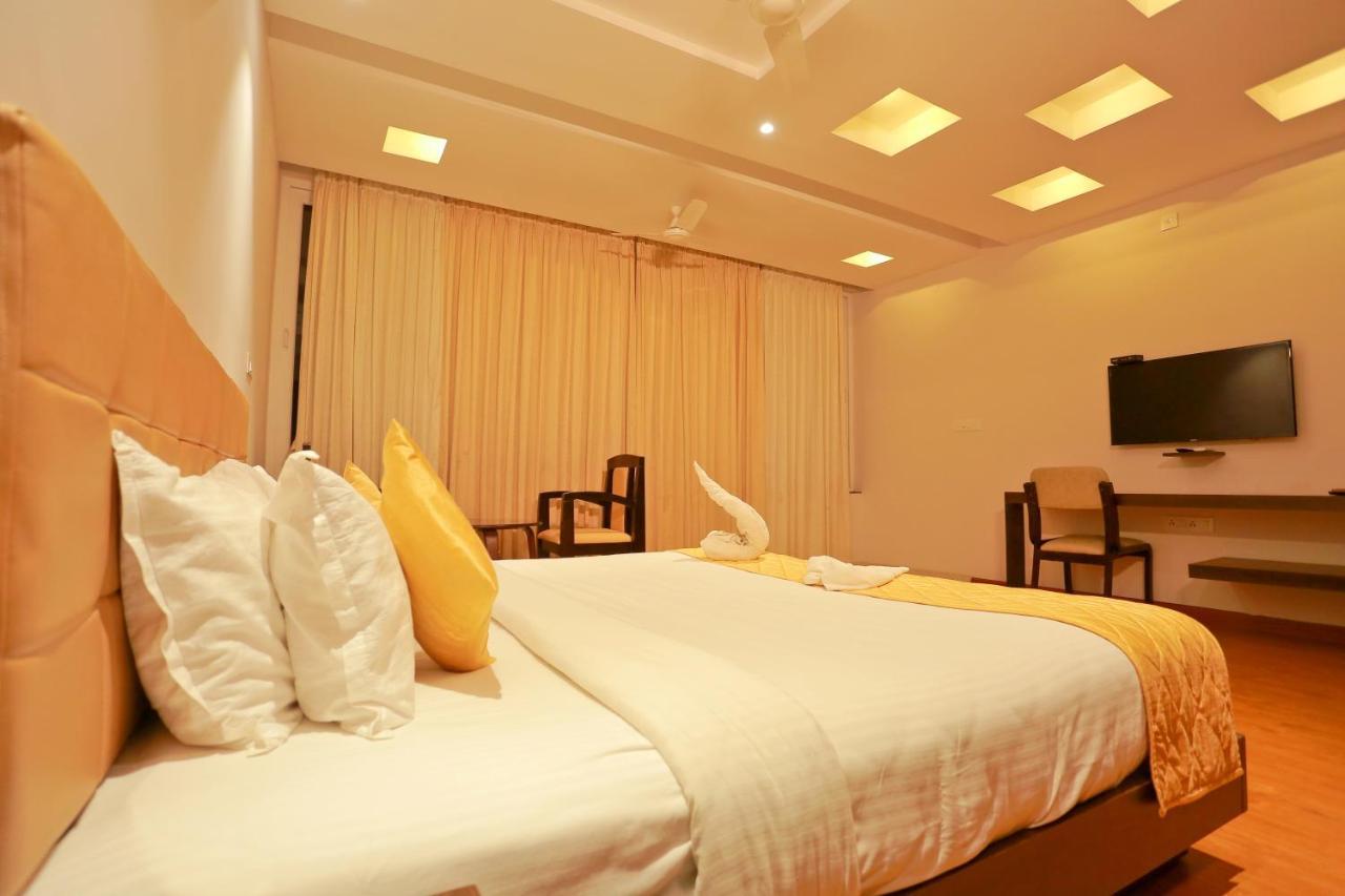 Grand Signature Hotel & Spa Yercaud Exterior photo