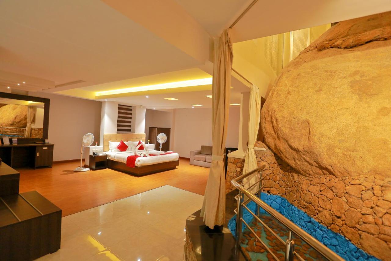 Grand Signature Hotel & Spa Yercaud Exterior photo